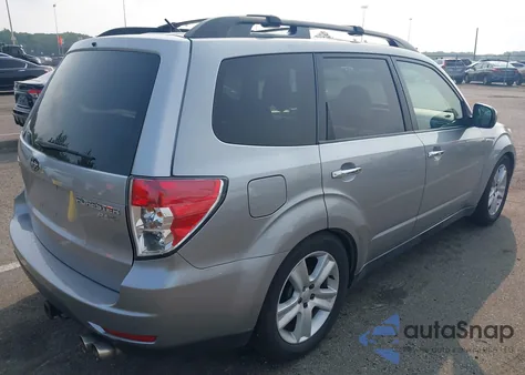 2010 Subaru Forester 2.5X Premium z USA, uszkodzony, nr VIN JF2SH6CC2AG726768